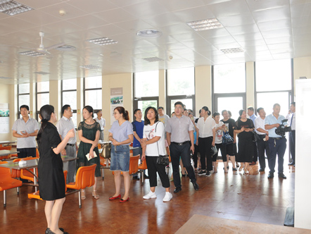 29999e374260468a85834d7893dbff18