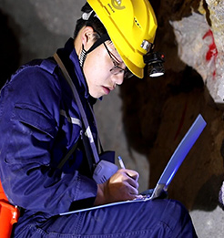 81f5687bf399410f971dc5e63a20fa2d