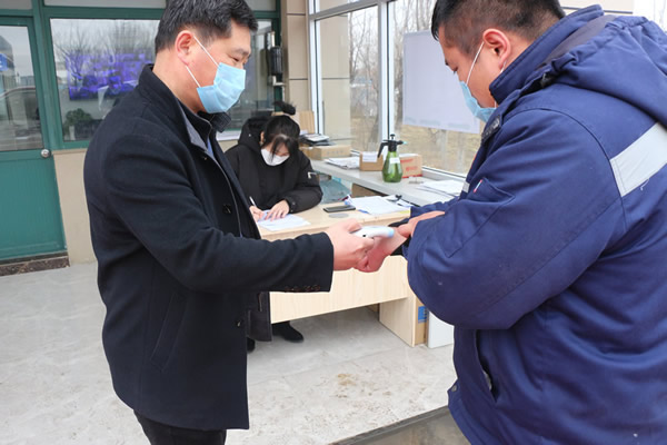 8860df4749d446fa83408e4ceda25d14