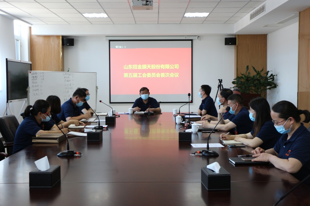 62428772842f4e2ba28baa28cdea6503