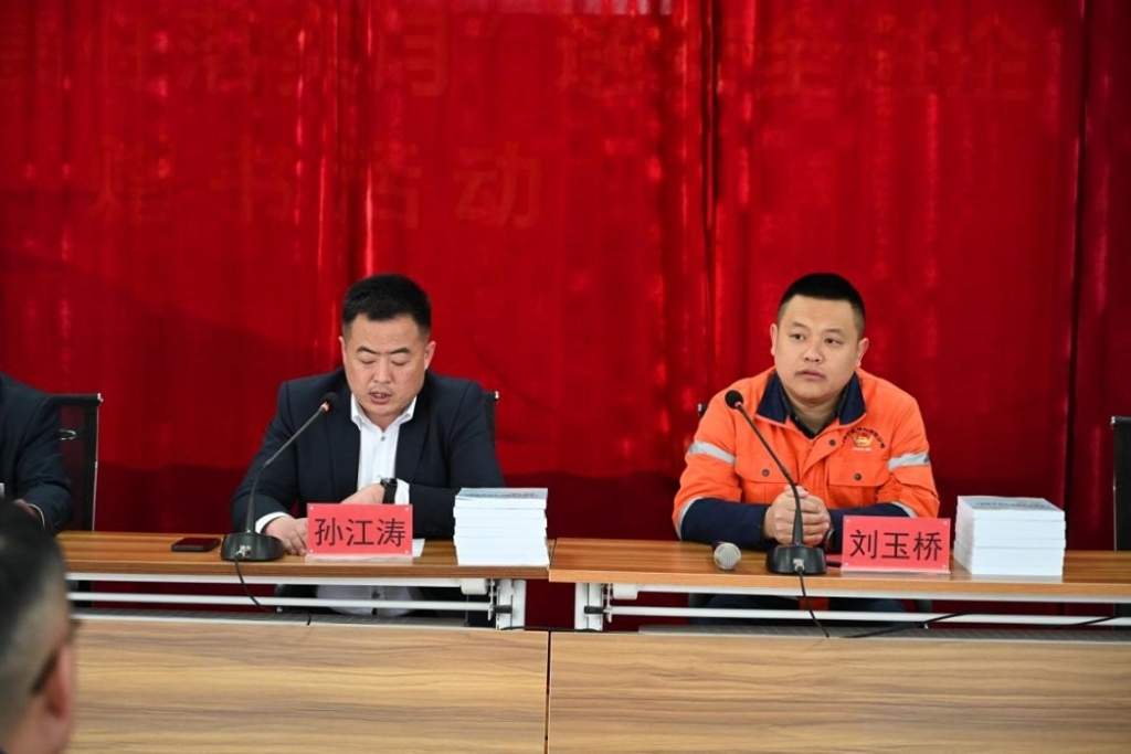 adfb440618c1420db336e205aa9786d9