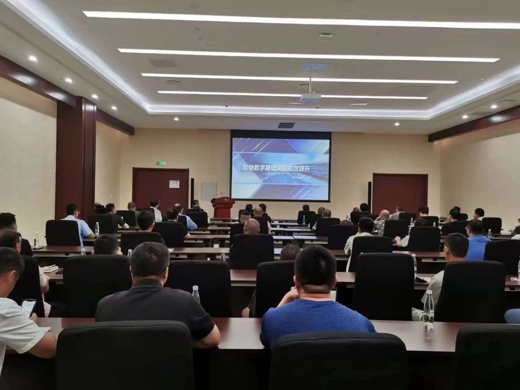 37767f02a3934eec922a3959ab2656d9